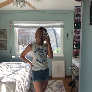 snoopy muscle tee